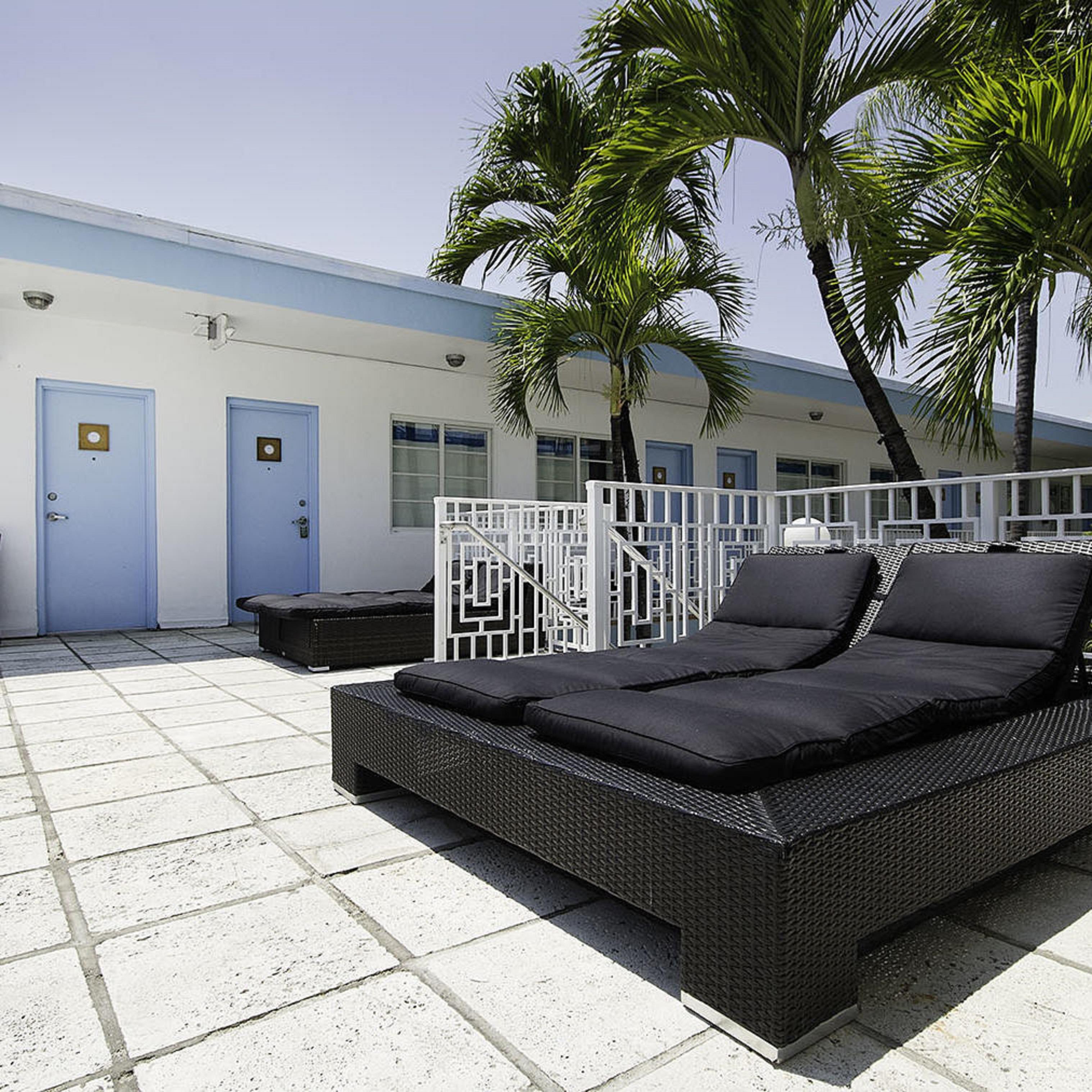 Aqua Hotel & Suites Miami Beach Exterior photo
