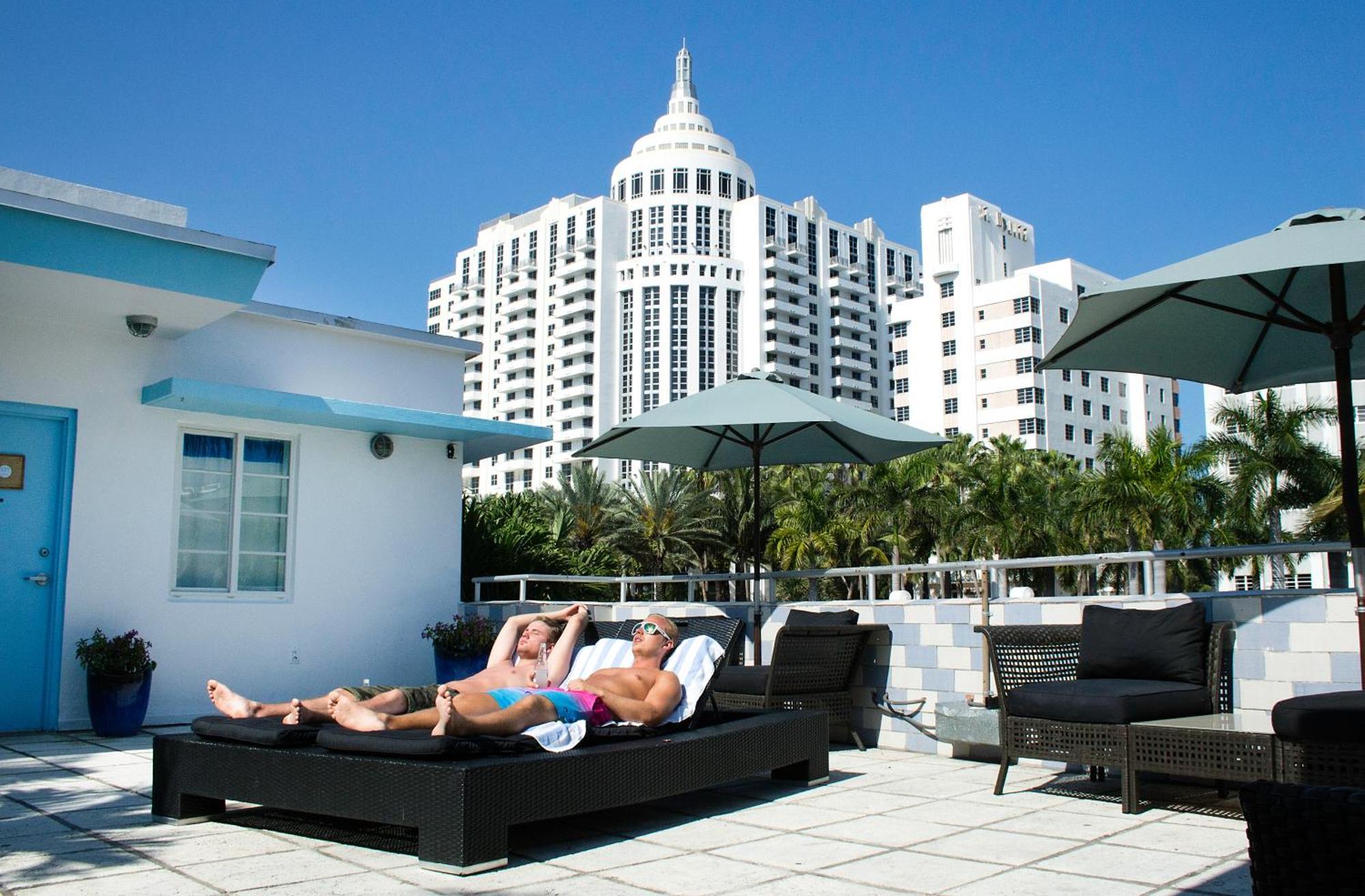 Aqua Hotel & Suites Miami Beach Exterior photo